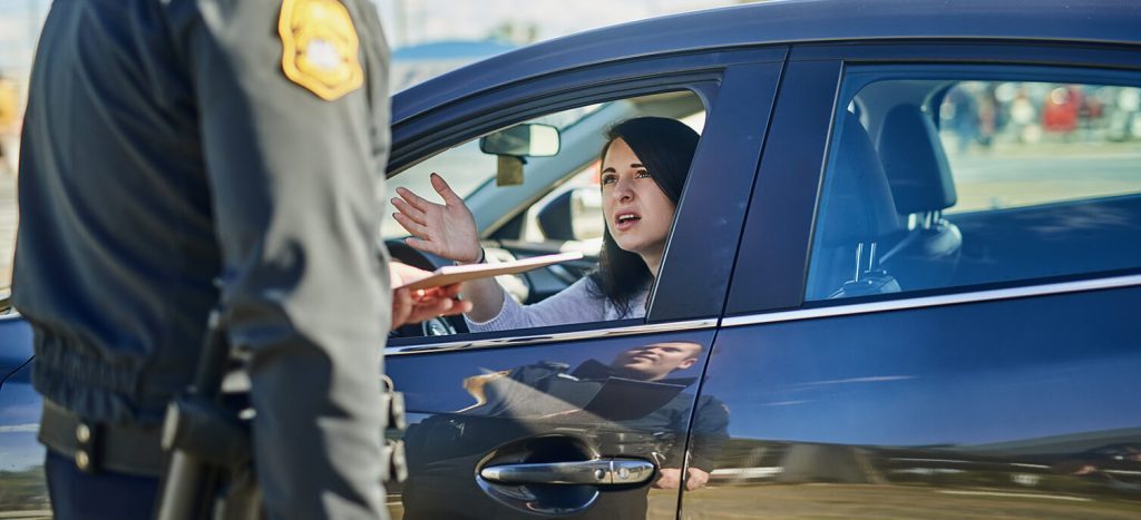 las-letras-chiquitas-sobre-las-fotocivicas